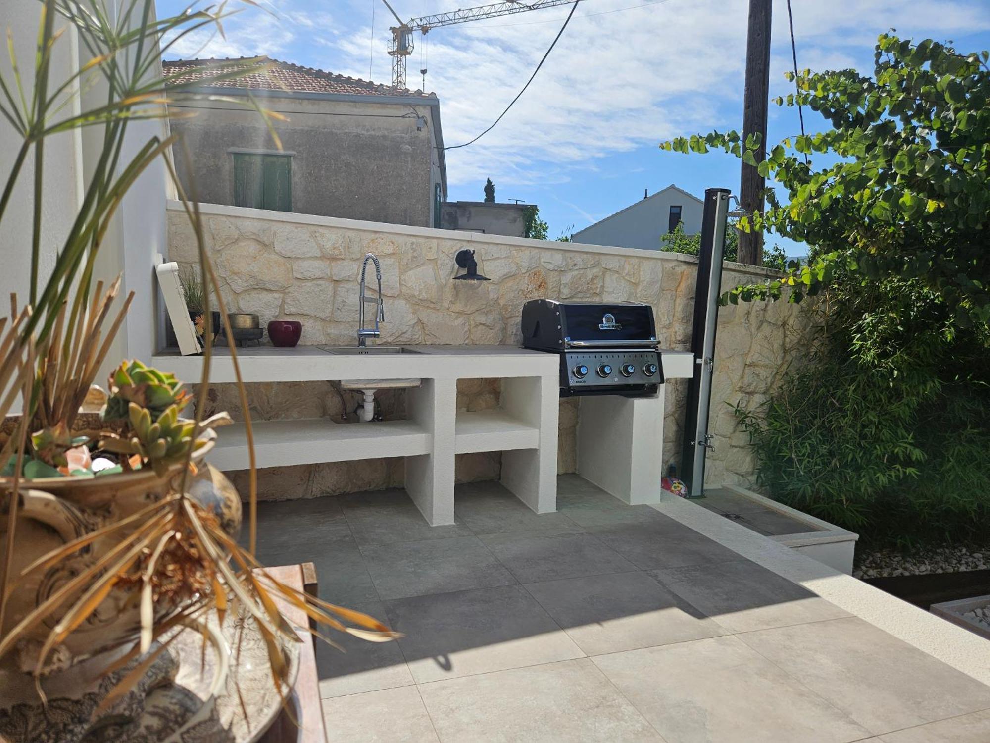 The Three Flowers Pool House Trogir Exteriör bild