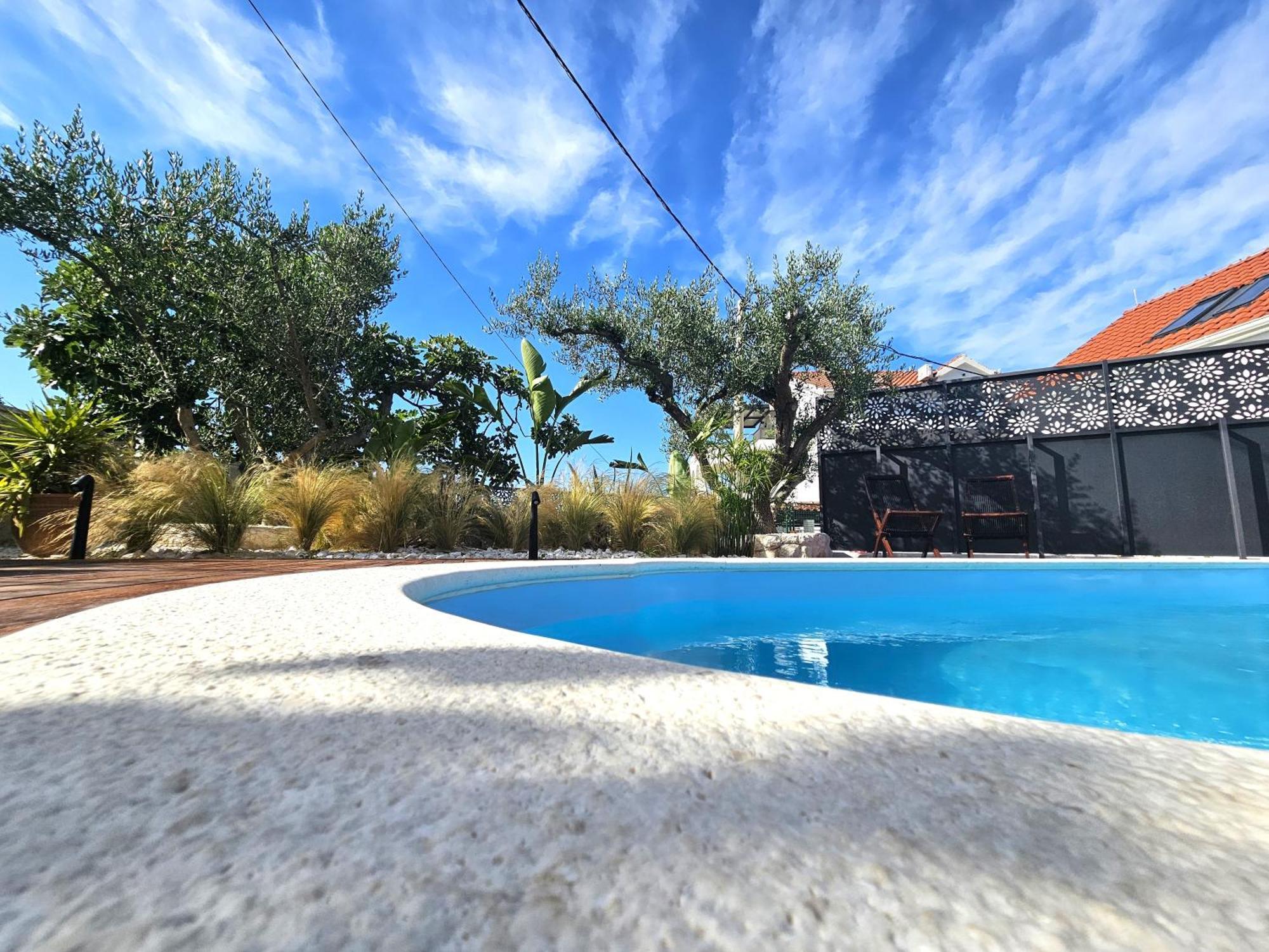 The Three Flowers Pool House Trogir Exteriör bild