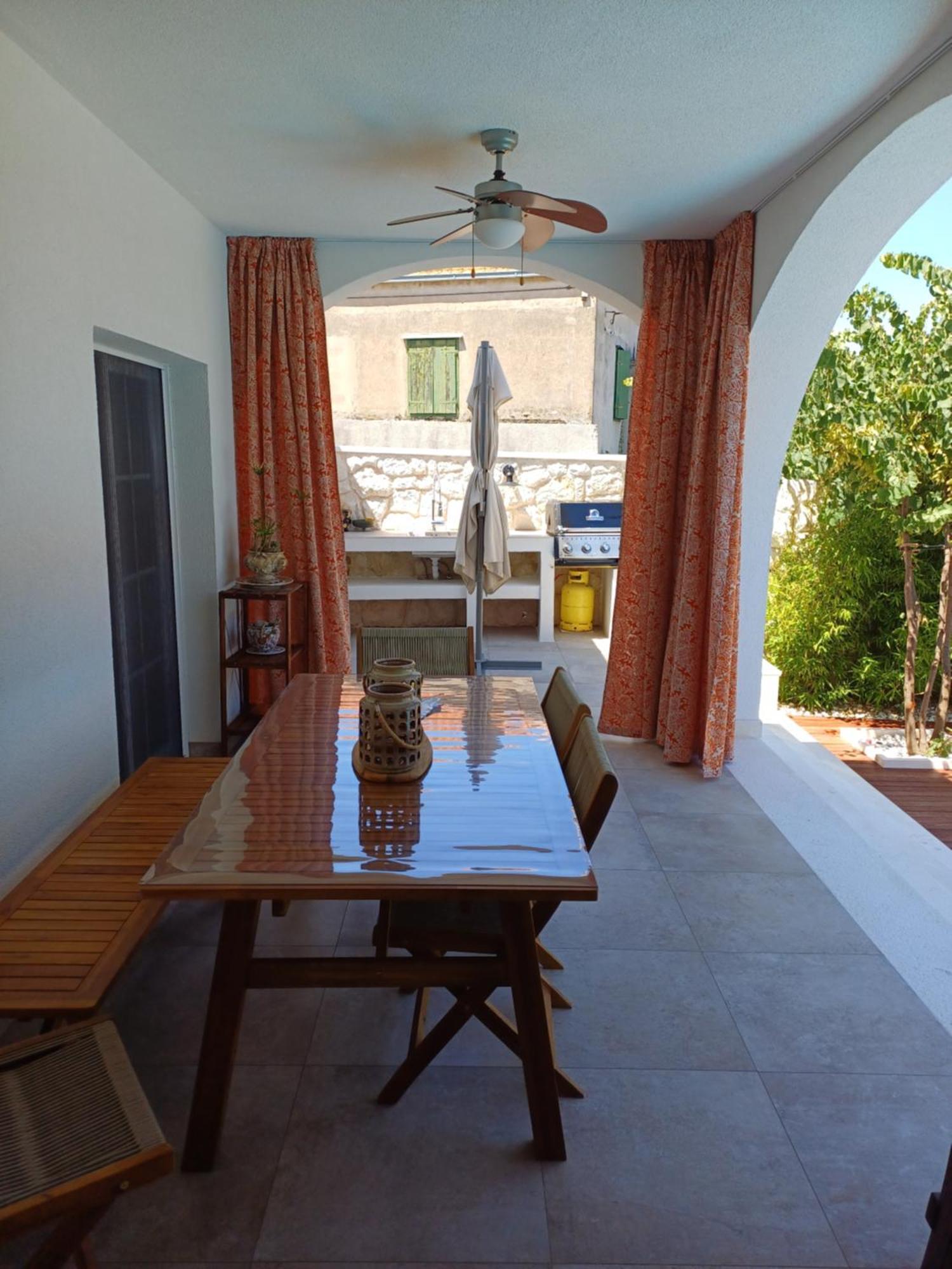 The Three Flowers Pool House Trogir Exteriör bild